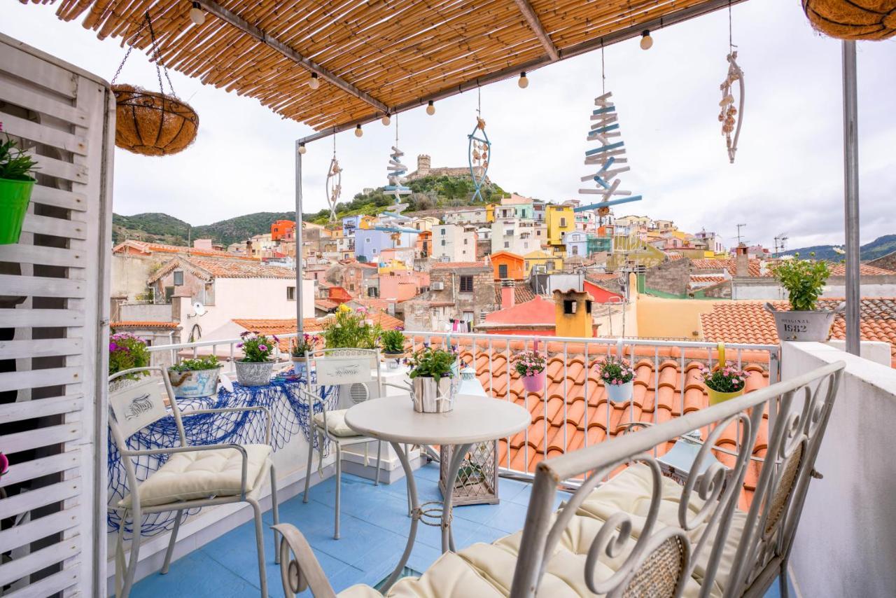 Domo 'E Sa Rosa Hotel Bosa Ngoại thất bức ảnh