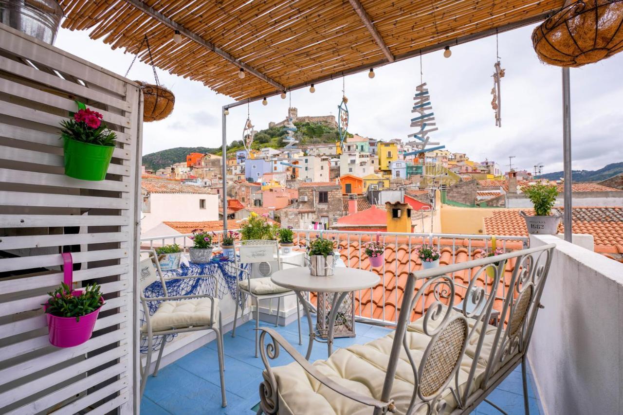 Domo 'E Sa Rosa Hotel Bosa Ngoại thất bức ảnh