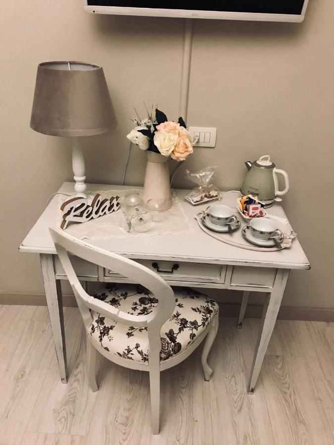 Domo 'E Sa Rosa Hotel Bosa Ngoại thất bức ảnh